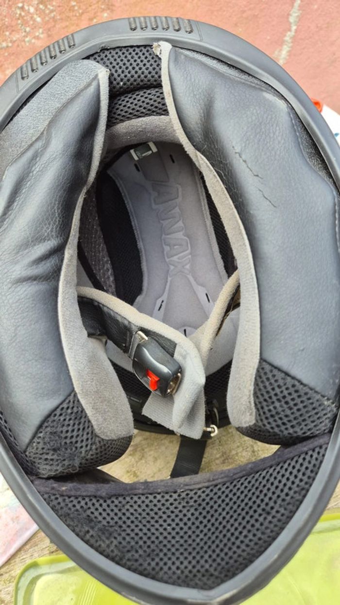 Casque de moto - photo numéro 5
