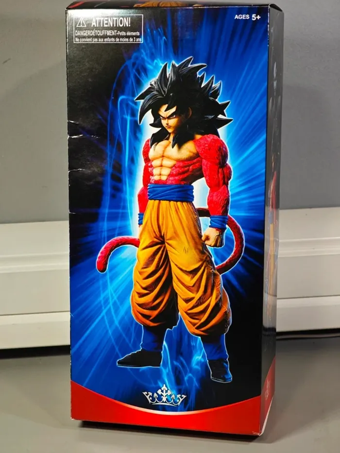 Figurine Dragon Ball GT : Goku SSJ4 29cm neuve avec boîte - photo numéro 8