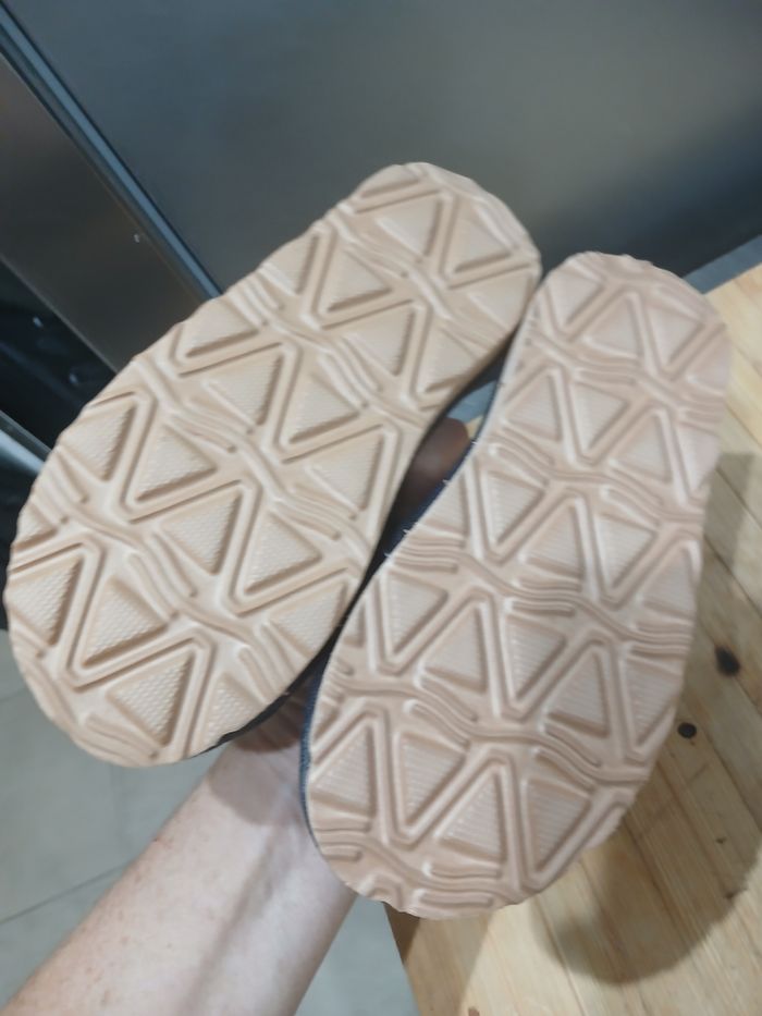 Chausson taille 29 - photo numéro 2