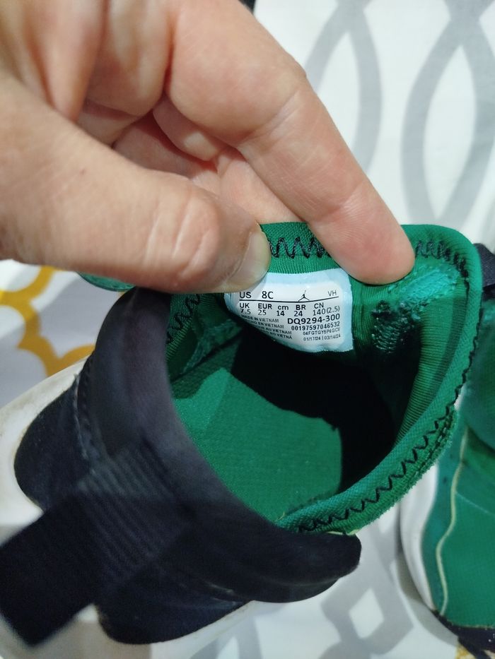 Lot baskets Jordan Nike à scratch - photo numéro 6