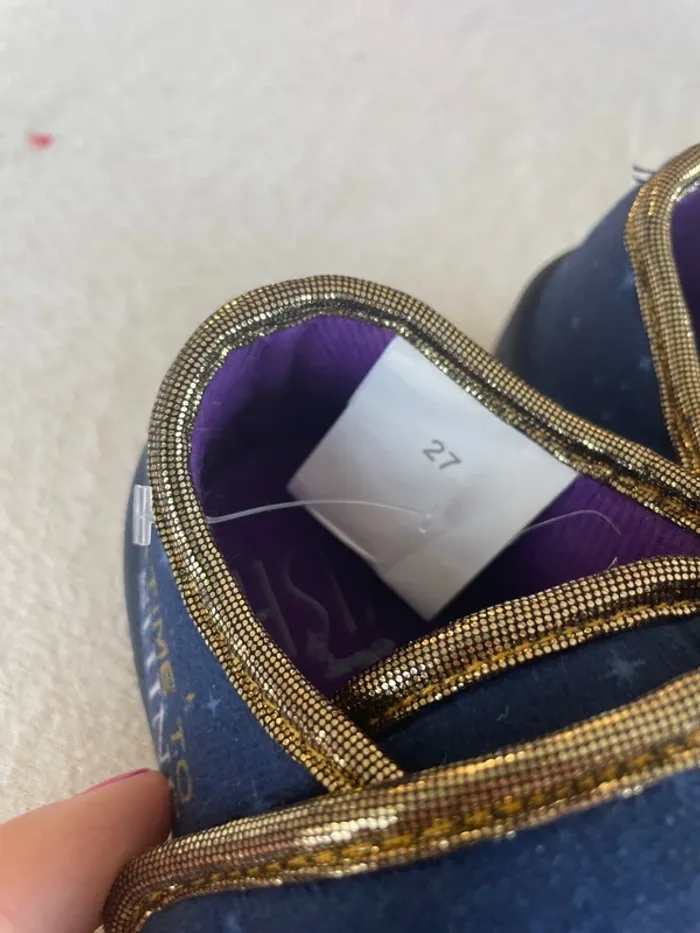 Chaussons, Disney, wish 27. Neuf. - photo numéro 3