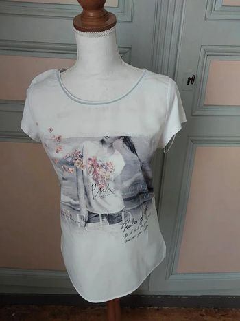 Joli T shirt Camaïeu taille M en très bon état
