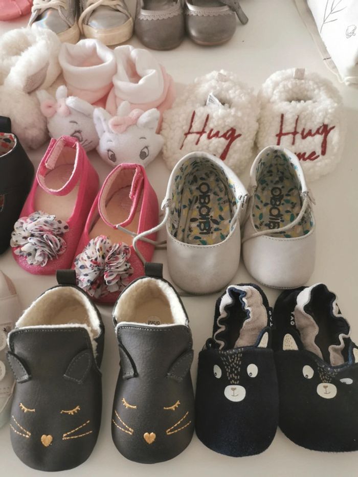 Lot chaussures chaussons bébé 6 à 12 mois - photo numéro 5