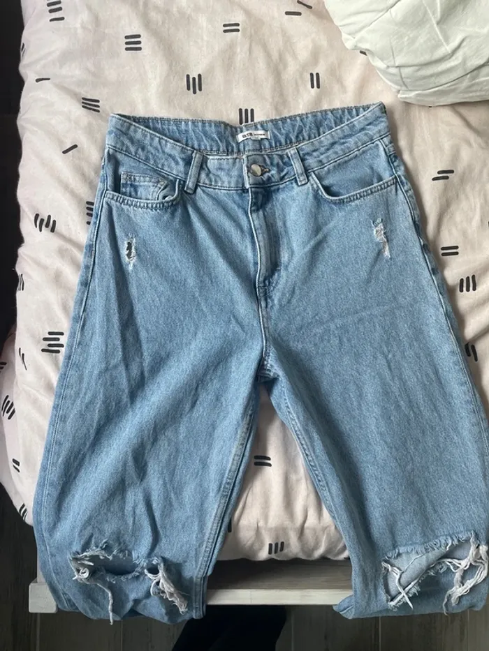 Jean bzb taille 36 - photo numéro 2