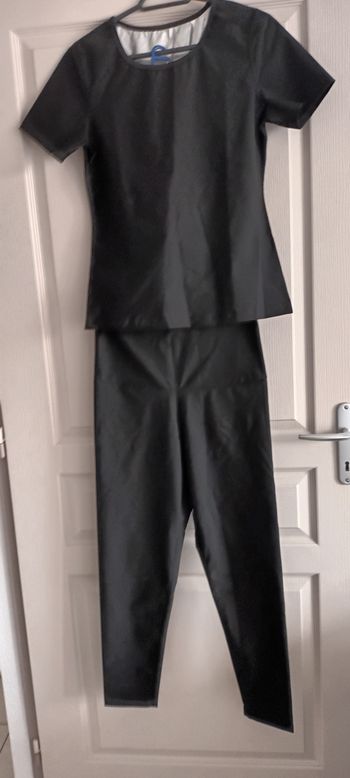 Ensemble de sudation noir.