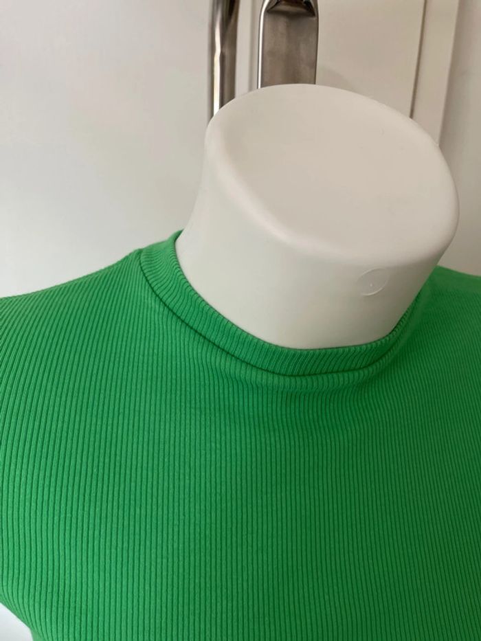 Top vert - photo numéro 5