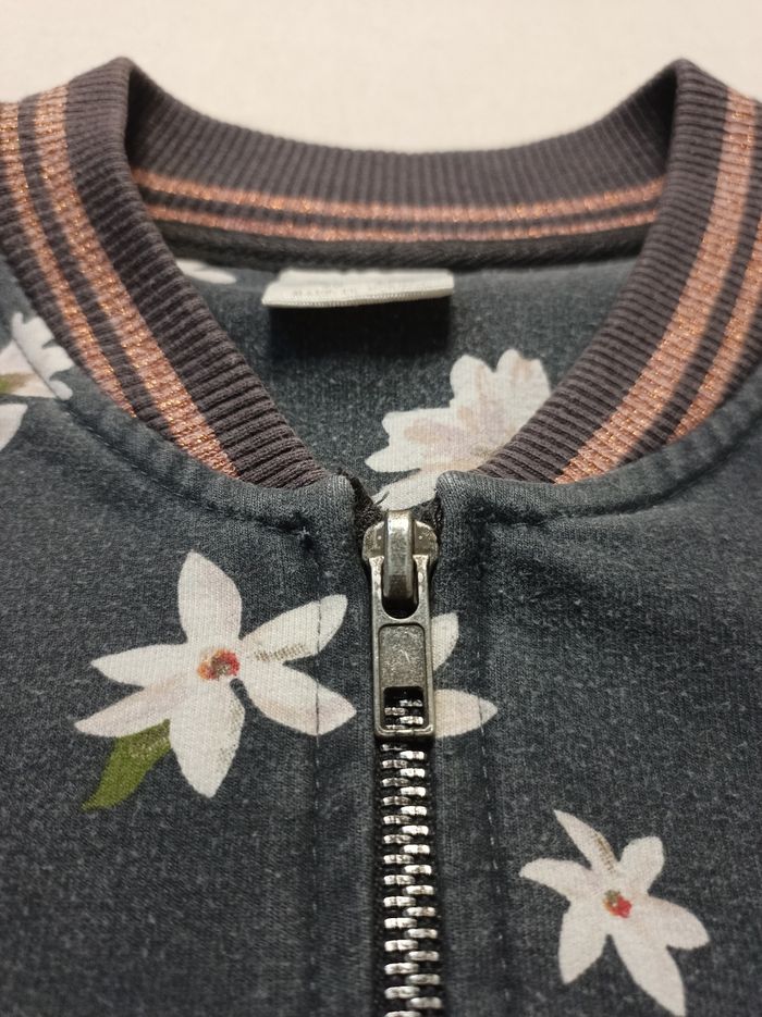 🧥 Veste zippée Zara Kids – Fille 11/12 ans – Motif fleurs blanches - photo numéro 5