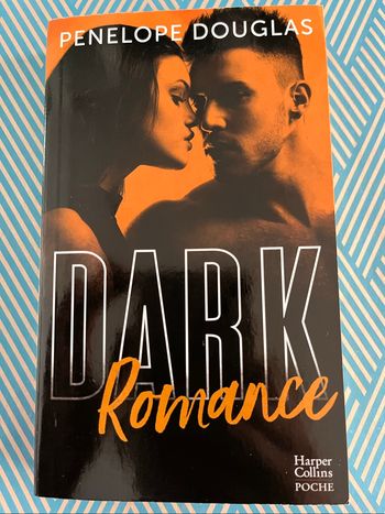 Dark romance de Penelope Douglas