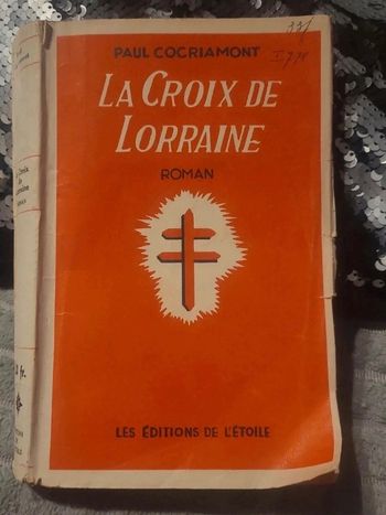 La croix de lorraine