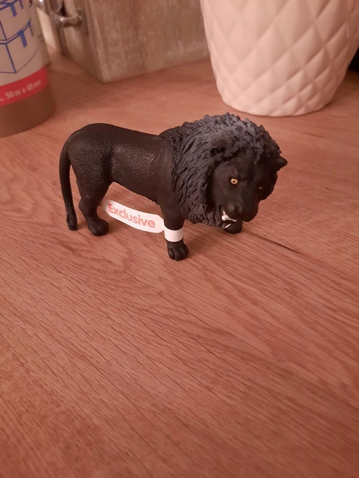 Schleich lion