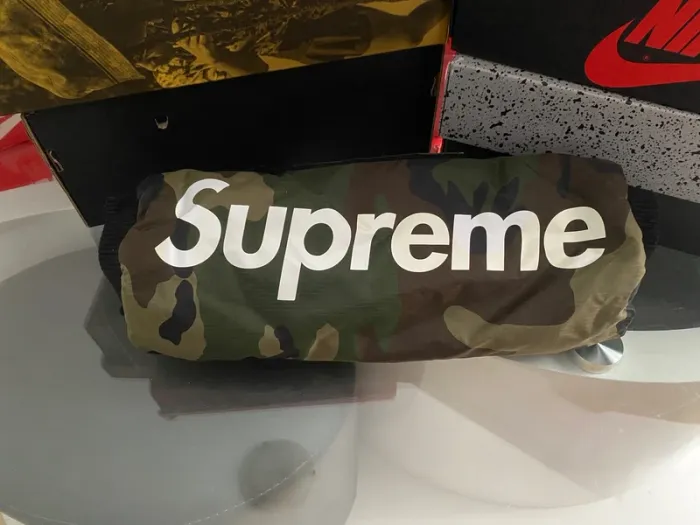 Supreme chauffe-Mains camo Woodland - photo numéro 3