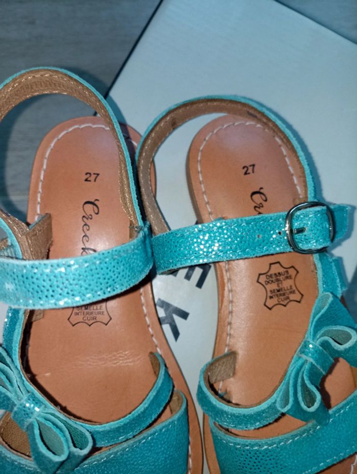 Paire de sandalette - photo numéro 3