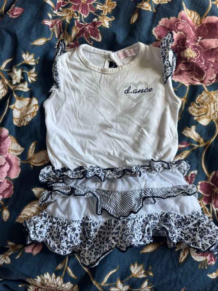 Joli lot de 9 robes d’été + 1 barboteuse 6 mois - photo numéro 5
