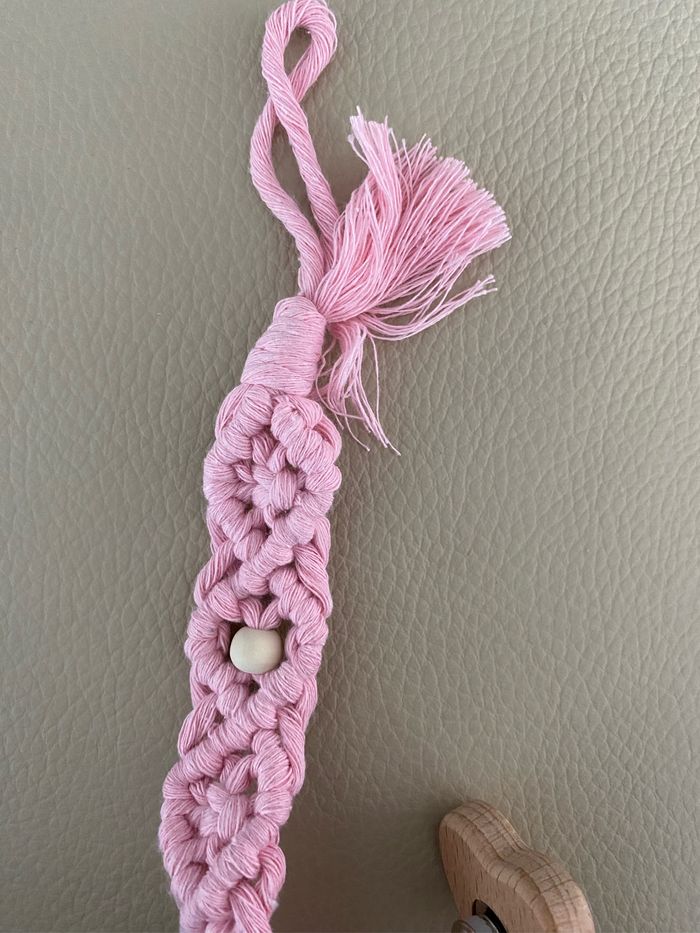 Attache tétine rose neuve - photo numéro 3