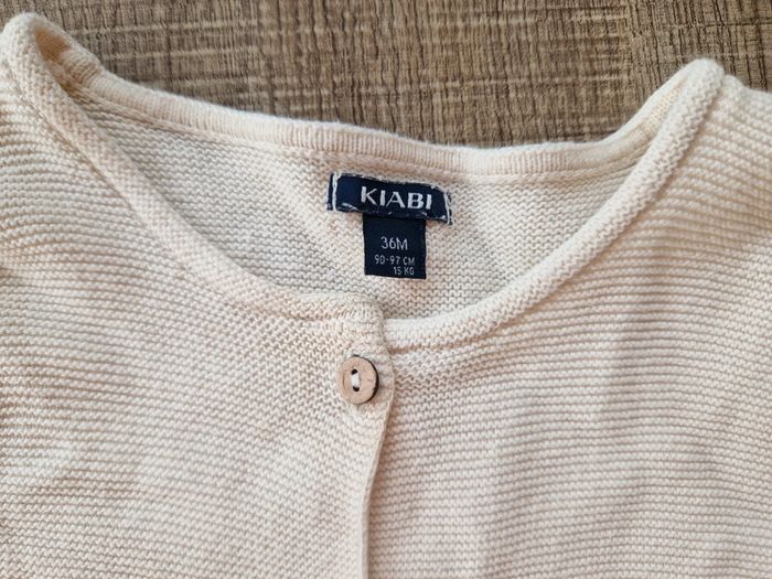 Gilet en maille Kiabi grand 36 mois en très bon état - photo numéro 3