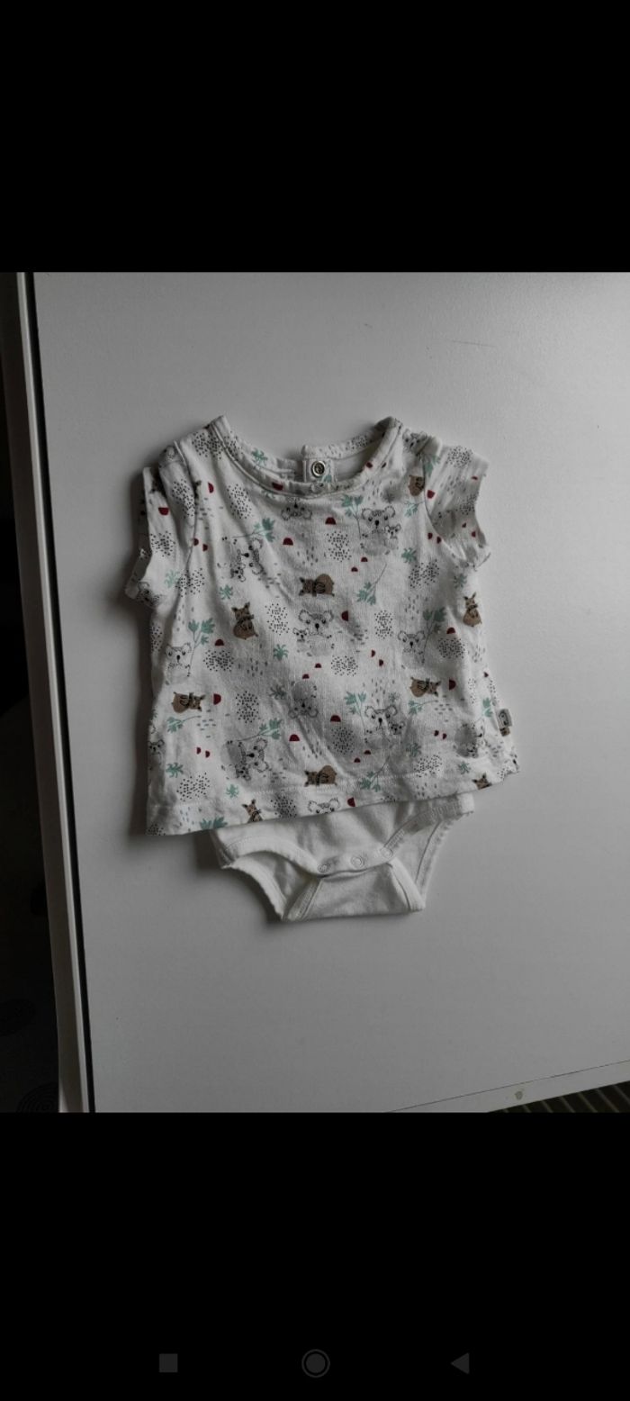 T shirt manches courtes avec bodie intégré TAO 1 mois