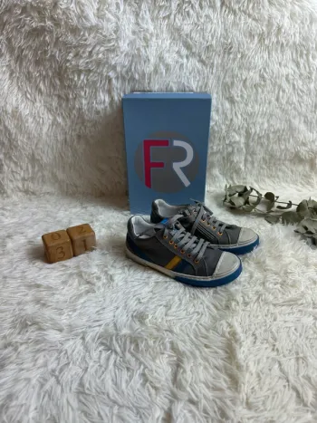 Paire de basket Franco Romagnoli taille 31