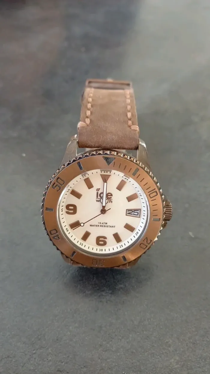Montre Ice watch inclus pile neuve de 10euros - photo numéro 2