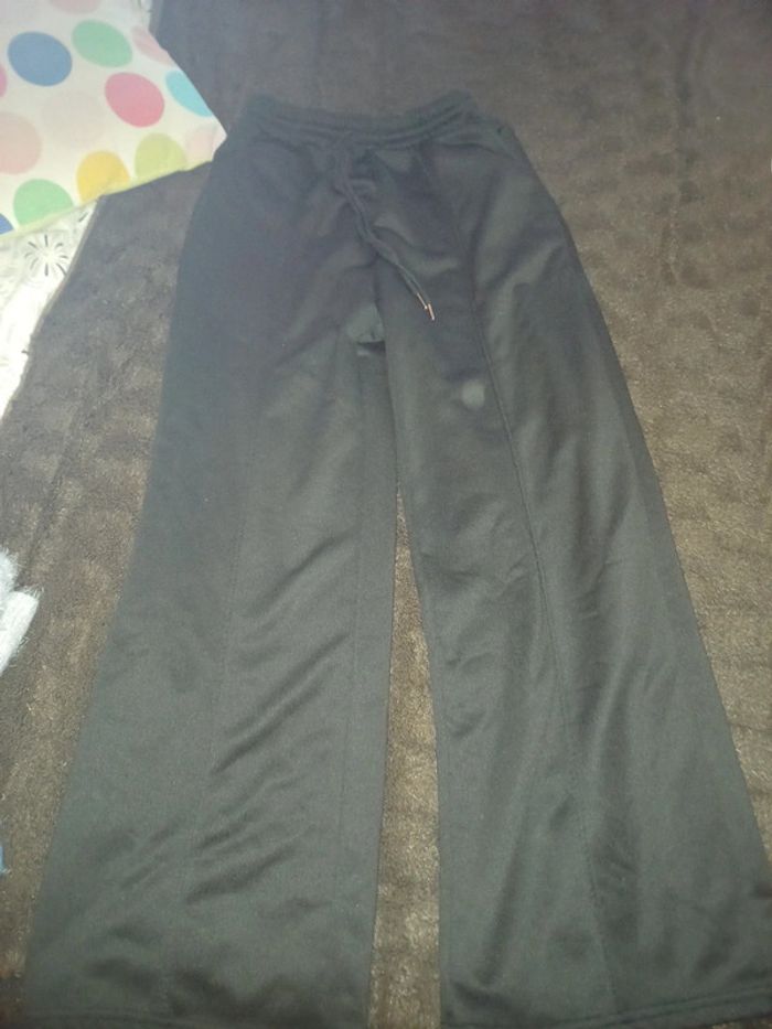 Pantalon style jogging