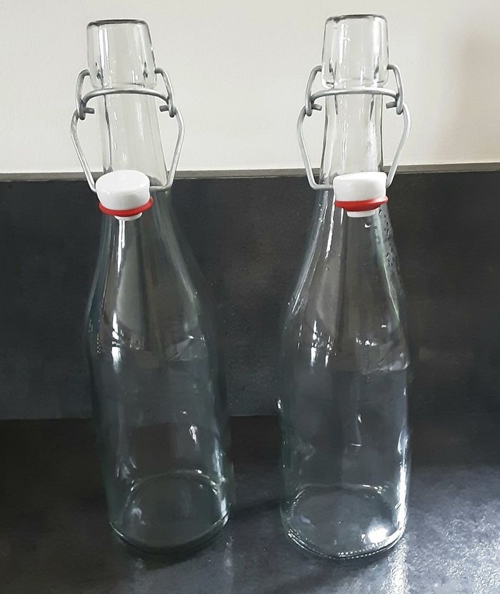 Bouteilles en verre - photo numéro 2
