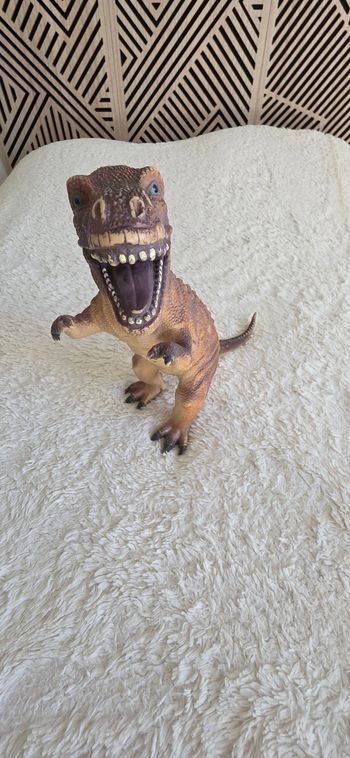 Grand dinosaure 