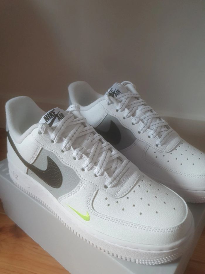 Nike Air Force 1 (38m) - photo numéro 2