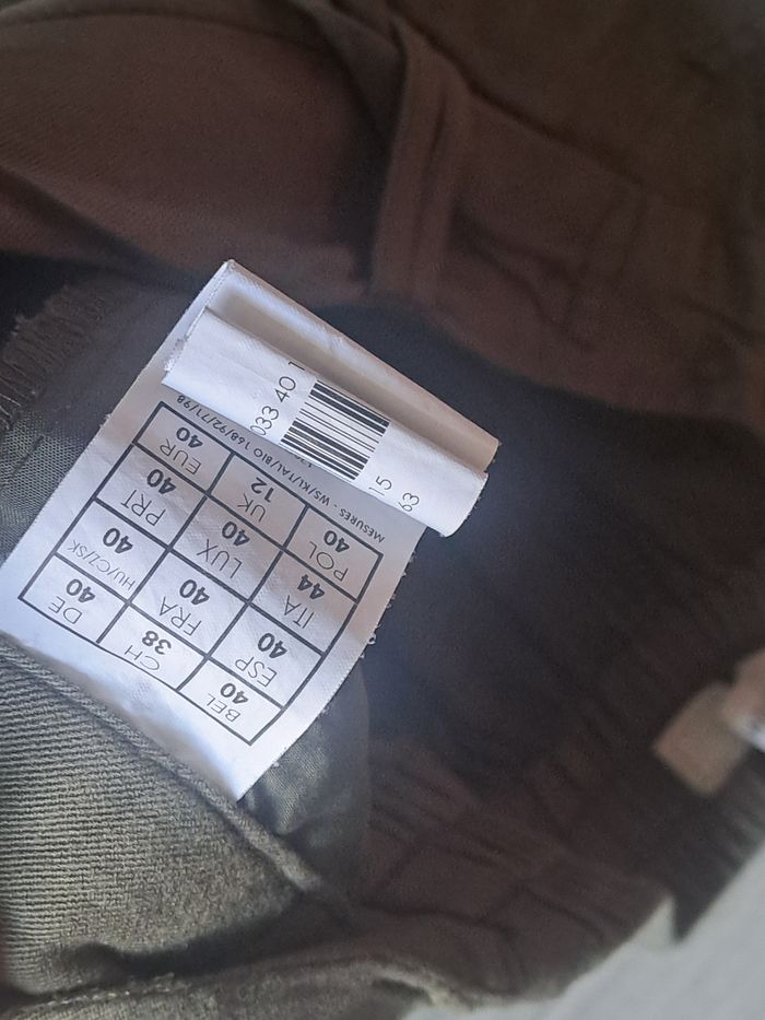 Pantalon large neuf - photo numéro 2