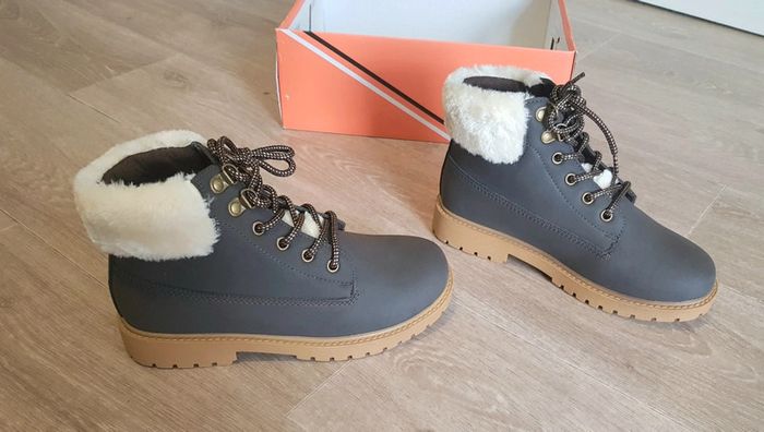 Bottines à lacets taille 36 - neuves - photo numéro 6
