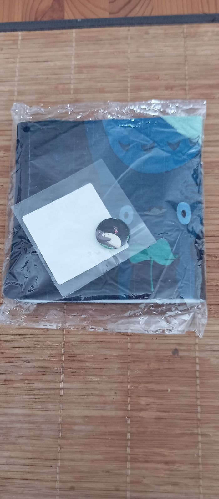 Lot essuie-mains et bagde Totoro - photo numéro 4