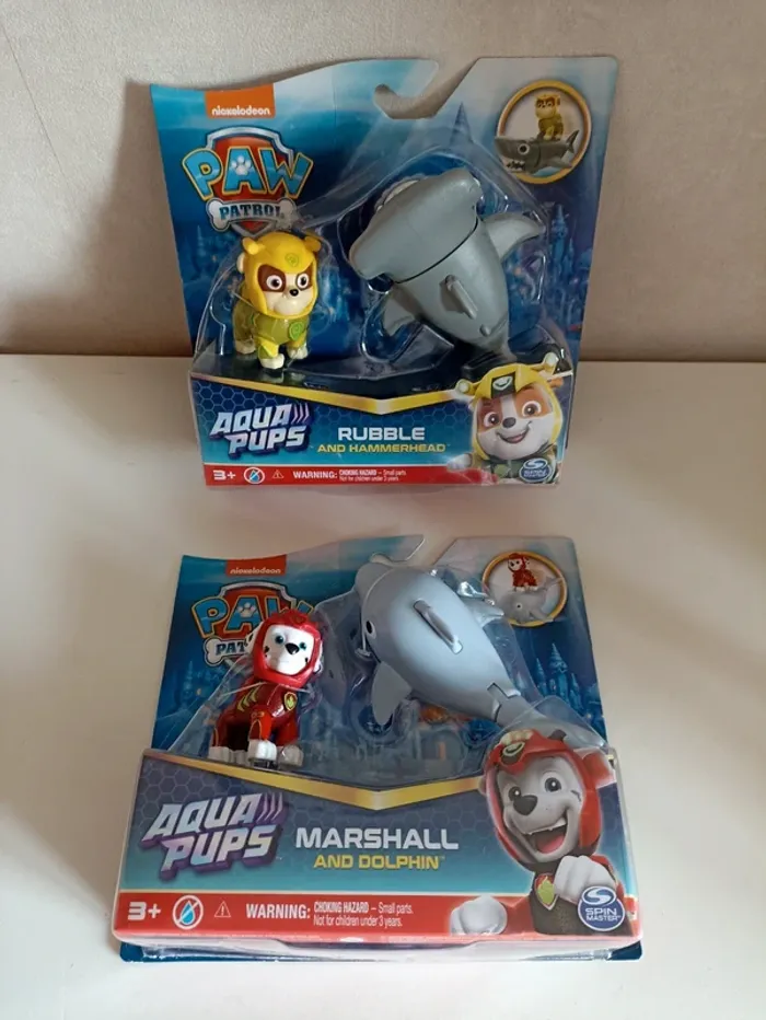 Lot 2 figurines pat patrouille+ animaux