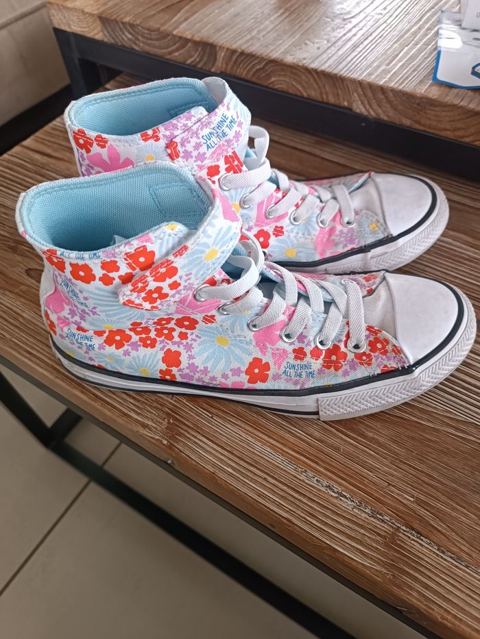 Converse - photo numéro 2