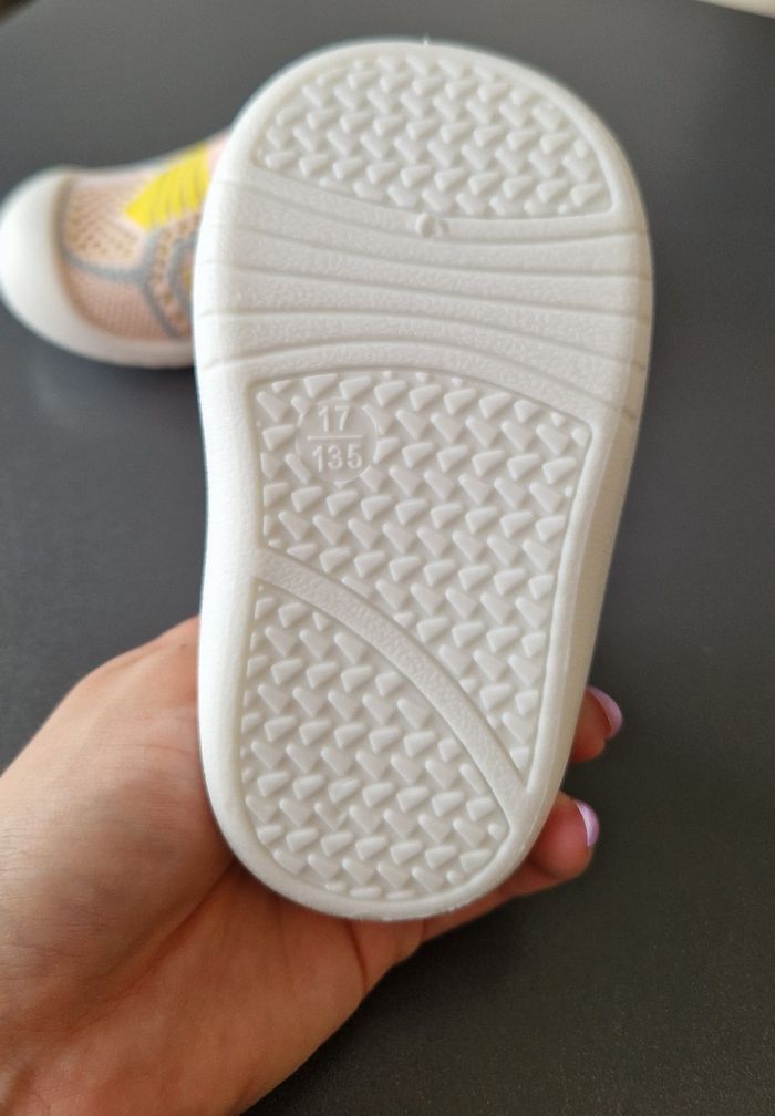 Chaussures premier pas bébé - photo numéro 3