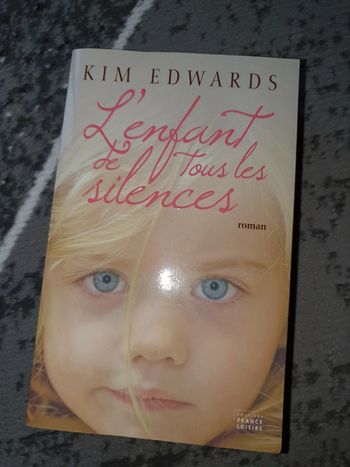 Livre "L'enfant de tous les silences"