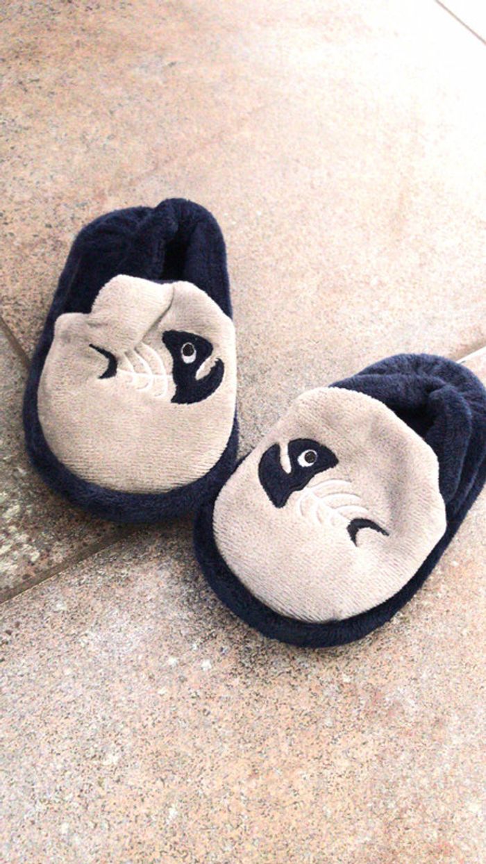 Pantoufle pointure 25