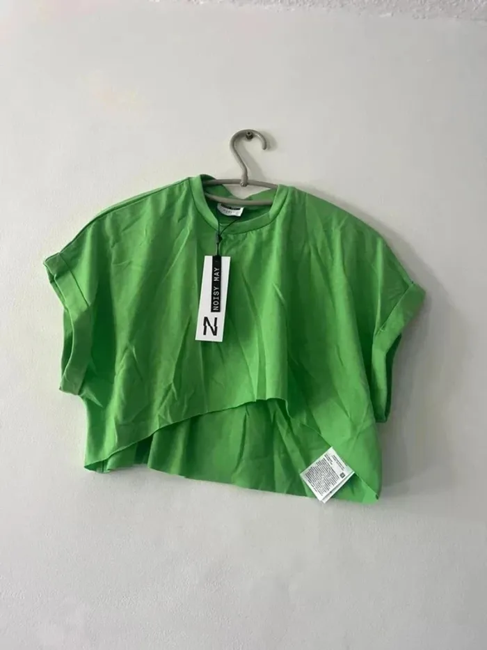 Titre : Tee shirt court - Taille S - photo numéro 4