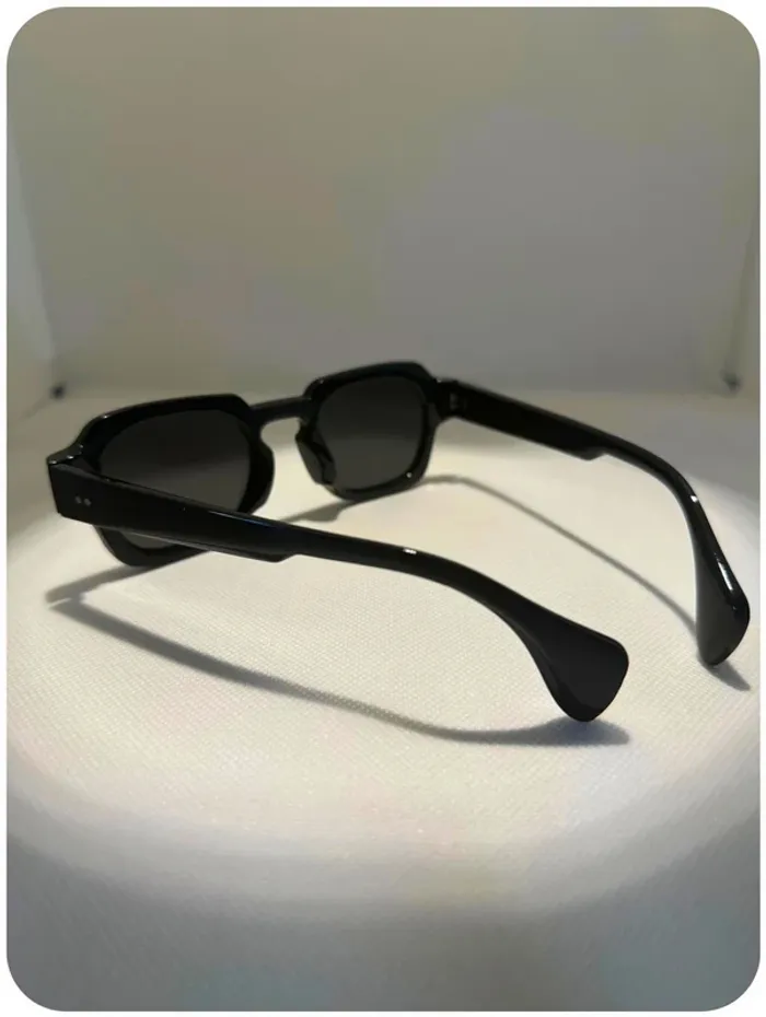 Lunettes de soleil - photo numéro 3
