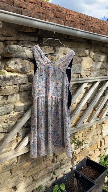 Robe dorée nafnaf