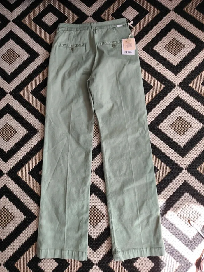 Pantalon droit REIKO - Taille 26 (équiv. 36/38) neuf - photo numéro 4