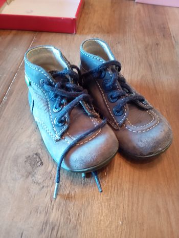 Chaussures taille 22