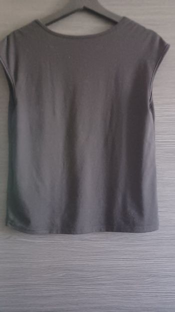 Tee shirt