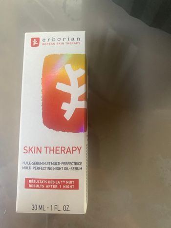 Skin therapy Erborian neuf 