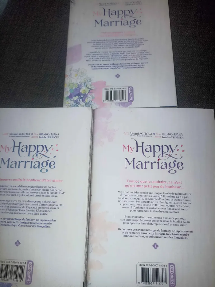 Lot des 3 premier tomes de "My happy marriage" Très bon état - photo numéro 5