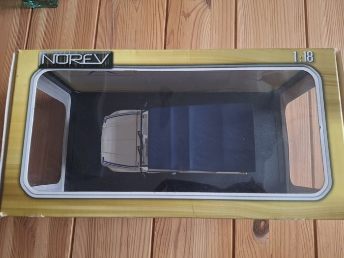 Citroën Méhari Azua 1:18 - photo numéro 2