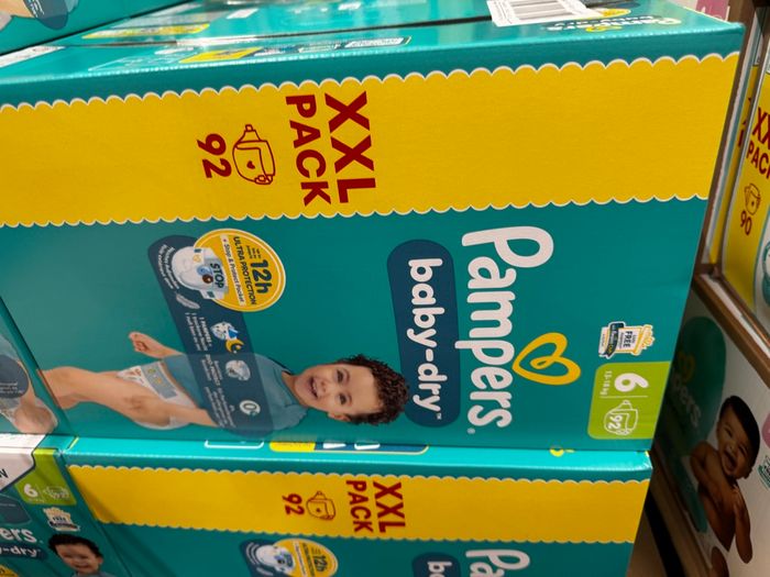 Couches Pampers taille6   184 couches à 50€