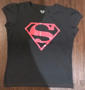 T-shirt superman vintage imprimer manches courtes gris rose taille S