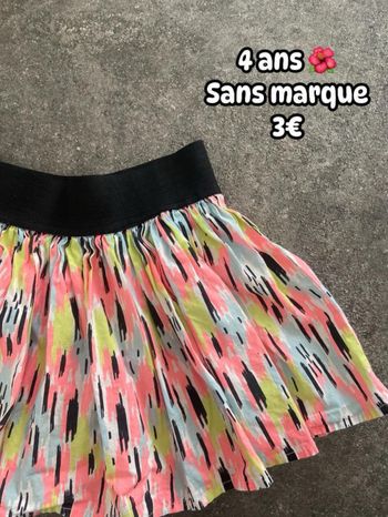 Jupe 🌺 4 ans 🌺 Sans marque