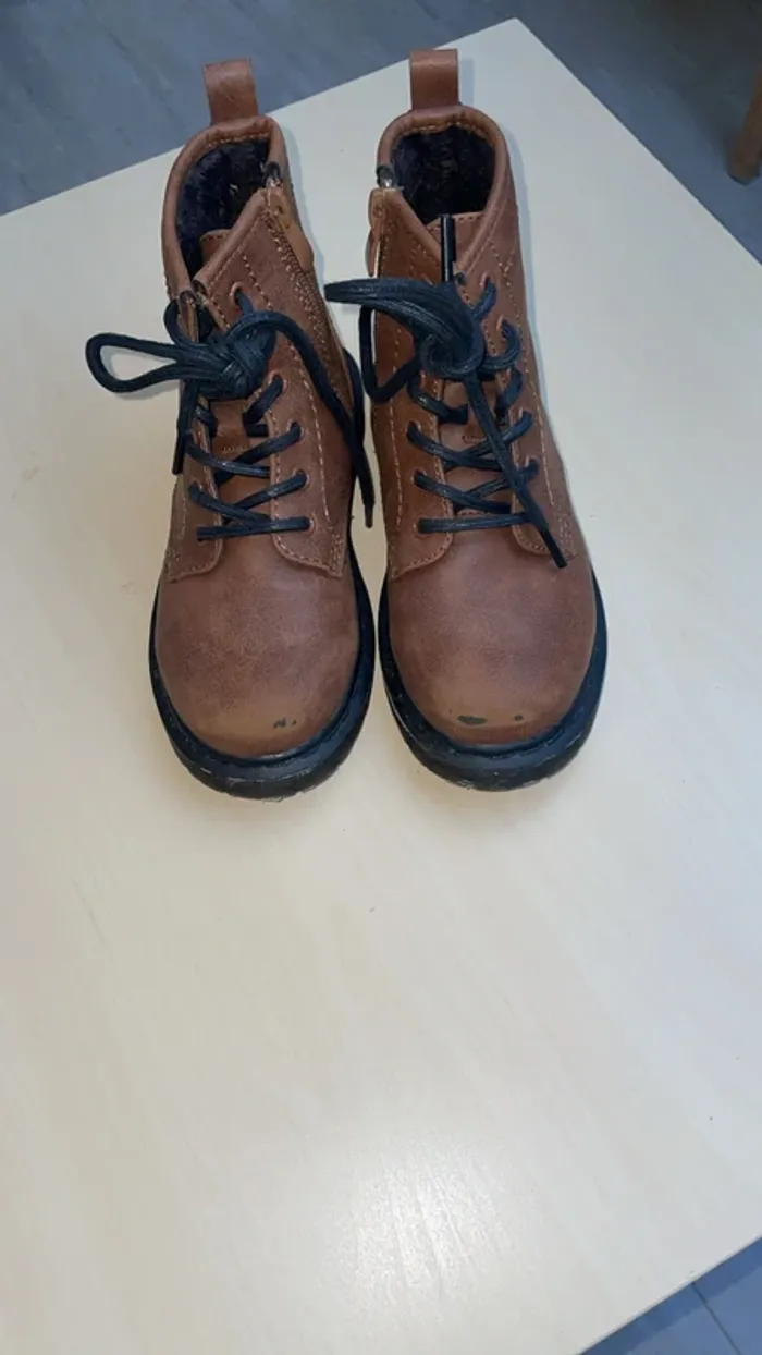 Bottines à lacets Chaussea – Taille 29
