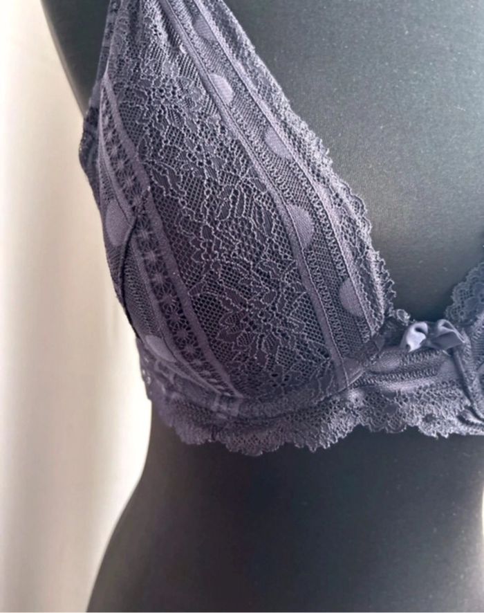 Soutien-gorge violet 90C - photo numéro 2