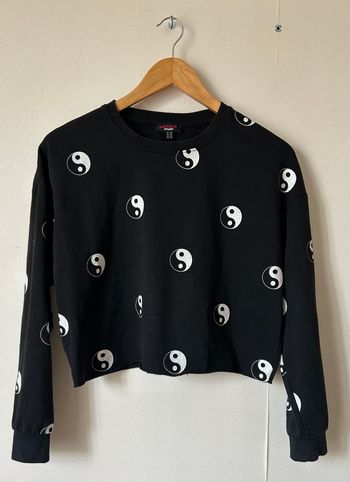 sweat ample et court motif ying yang