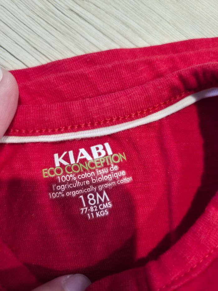 Tee-shirt manches courtes rouge avec boutons en bois, Kiabi, 18 mois - photo numéro 3